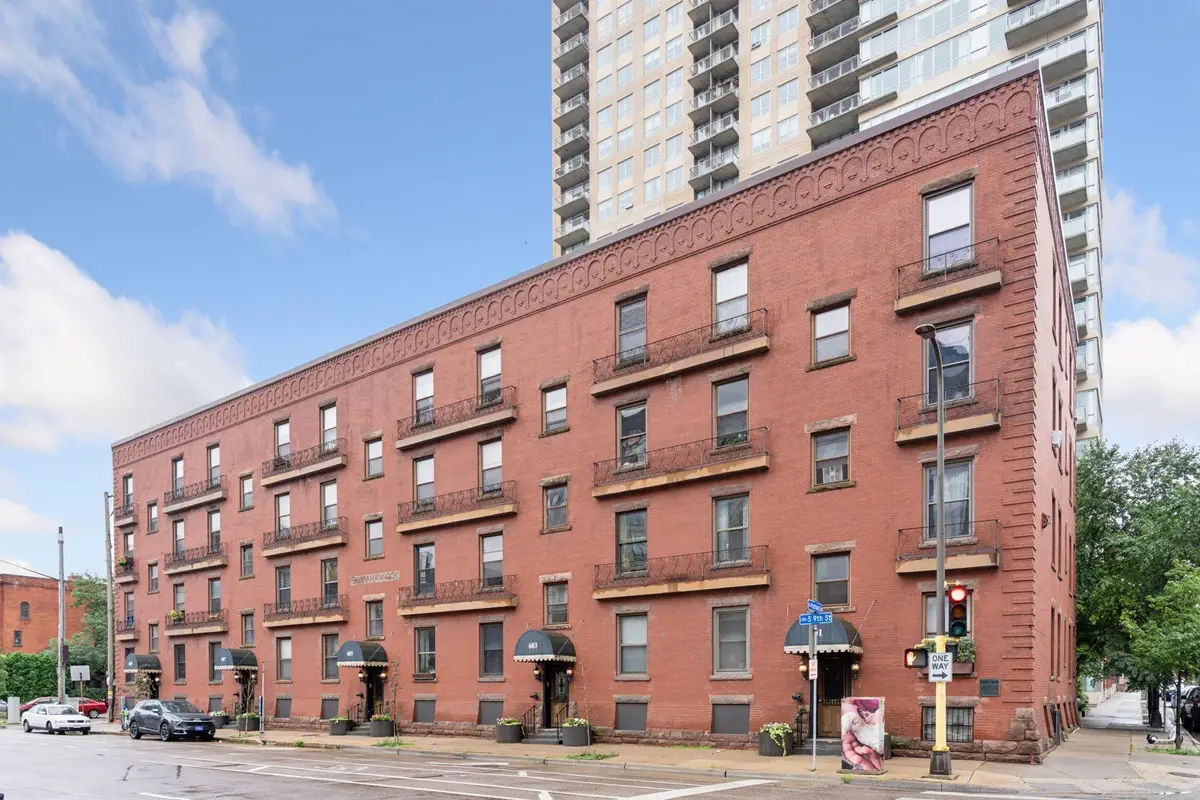 601 S 9th Street #3, Minneapolis, MN 55404 - Image #1