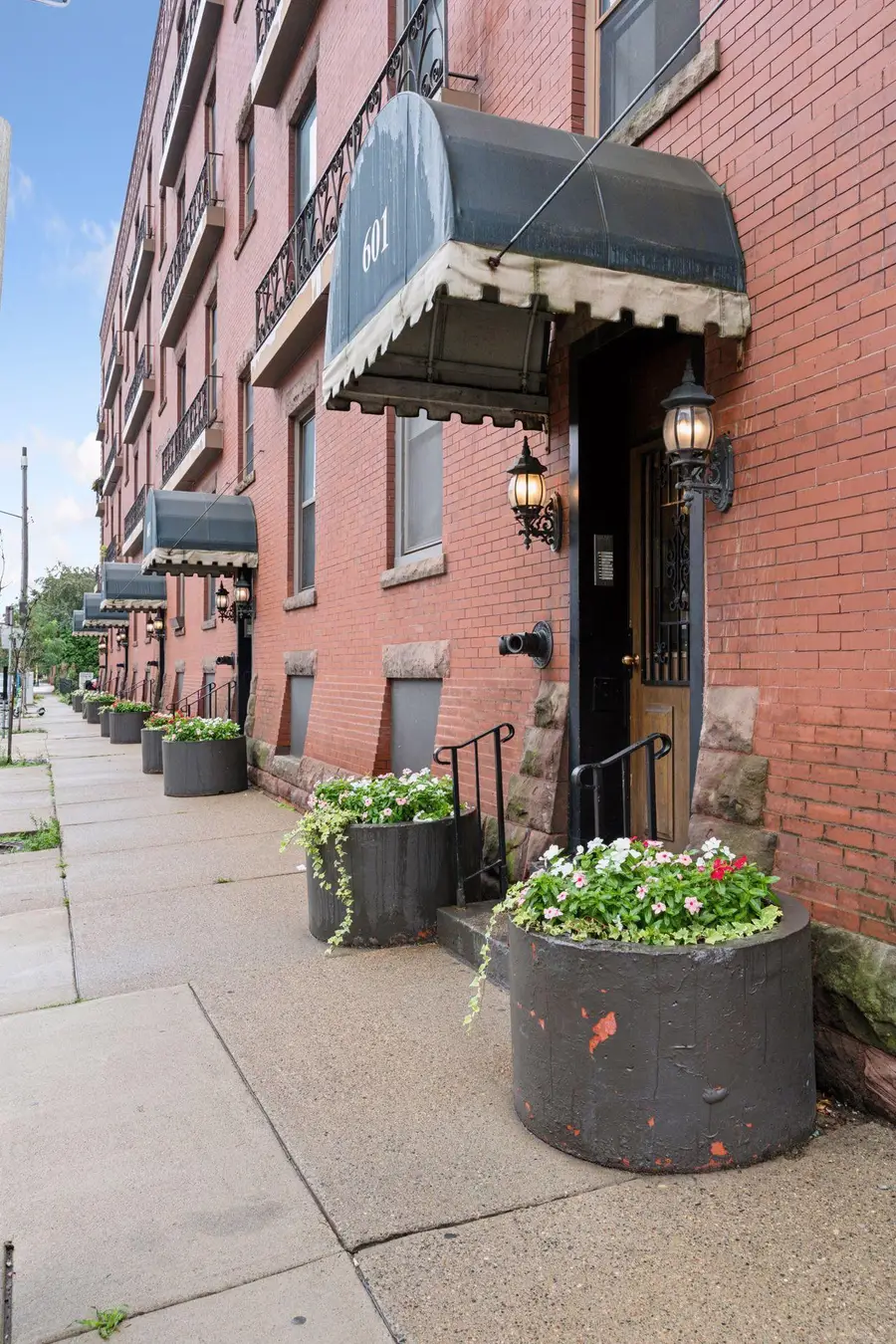 601 S 9th Street #3, Minneapolis, MN 55404 - Image #3