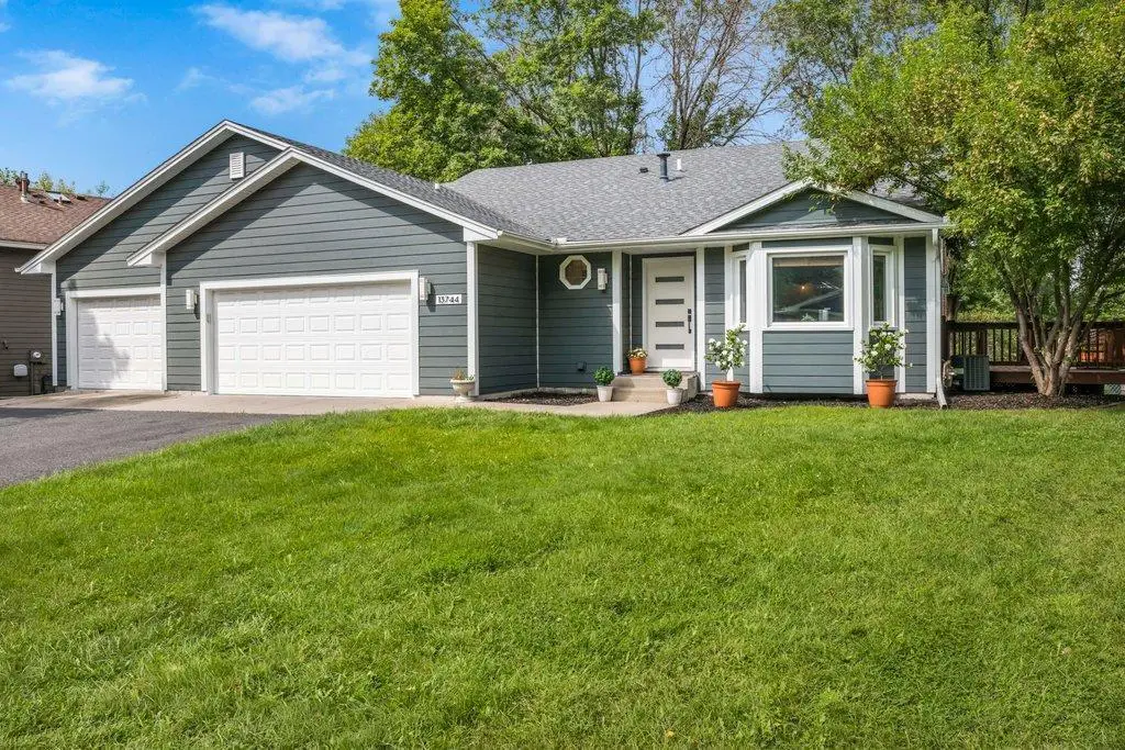 13744 94th Avenue N, Maple Grove, MN 55369 - #1