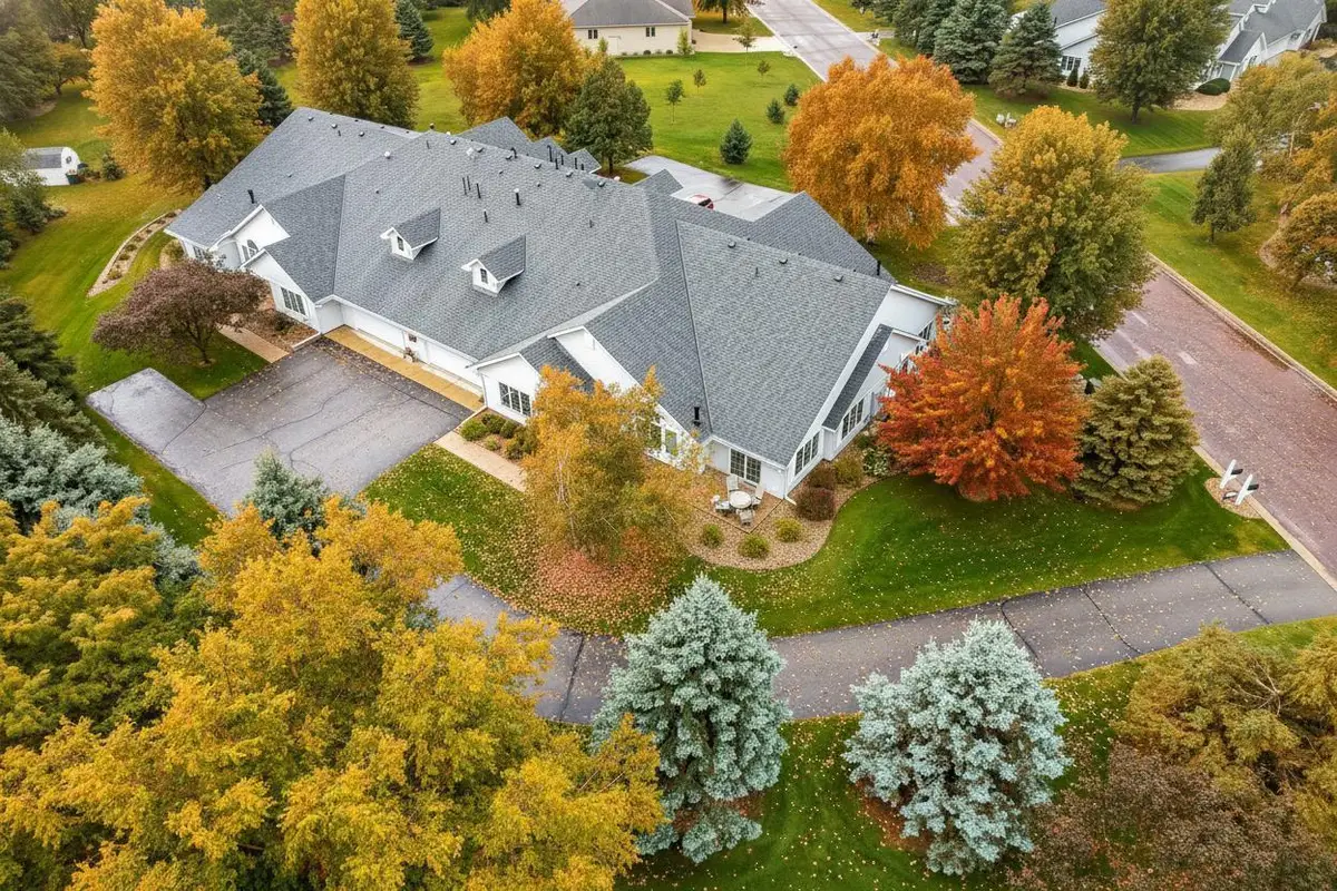 1301 Pine Pointe Curve, Saint Peter, MN 56082 - Image #1