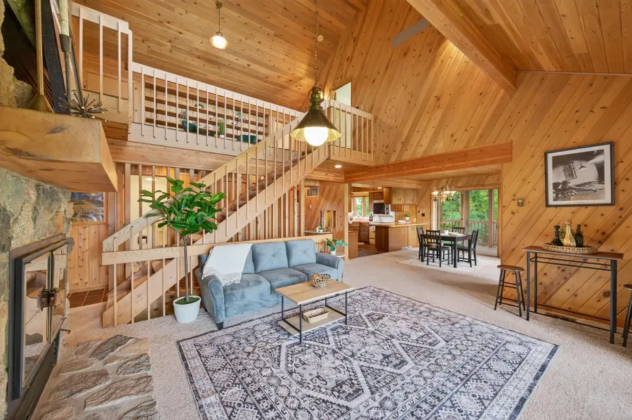 30260 Lofton Avenue, Chisago City, MN 55013 - Image #2