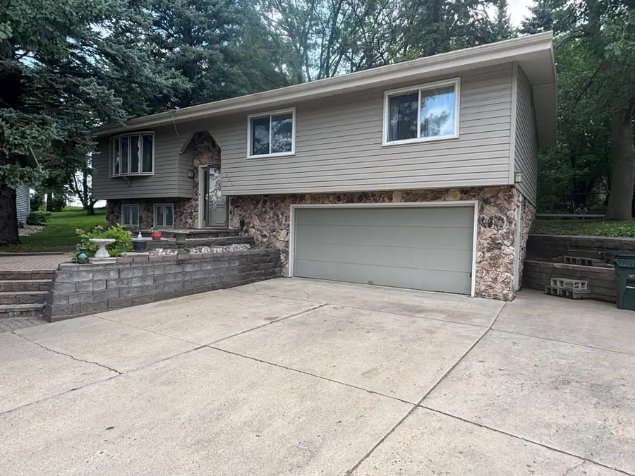 1000 16th Street Ne, Willmar, MN 56201 - #3