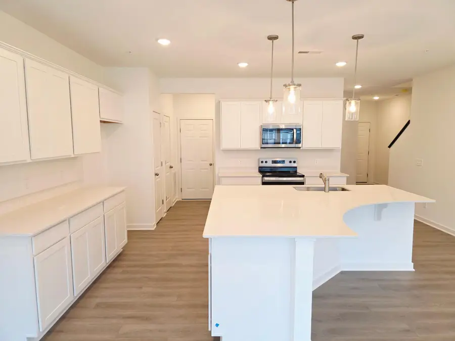 4722 Airlake Curve, Woodbury, MN 55129 - Image #2