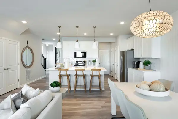 4720 Airlake Curve, Woodbury, MN 55129