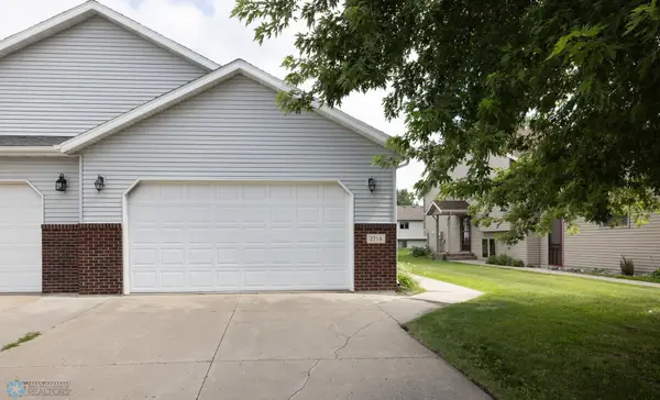 2714 Wheatland Drive S, Fargo, ND 58103