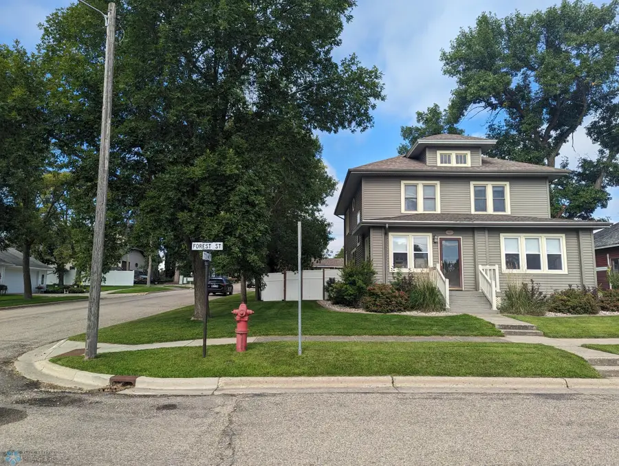 612 Forest Street, Lisbon, ND 58054 - Image #3