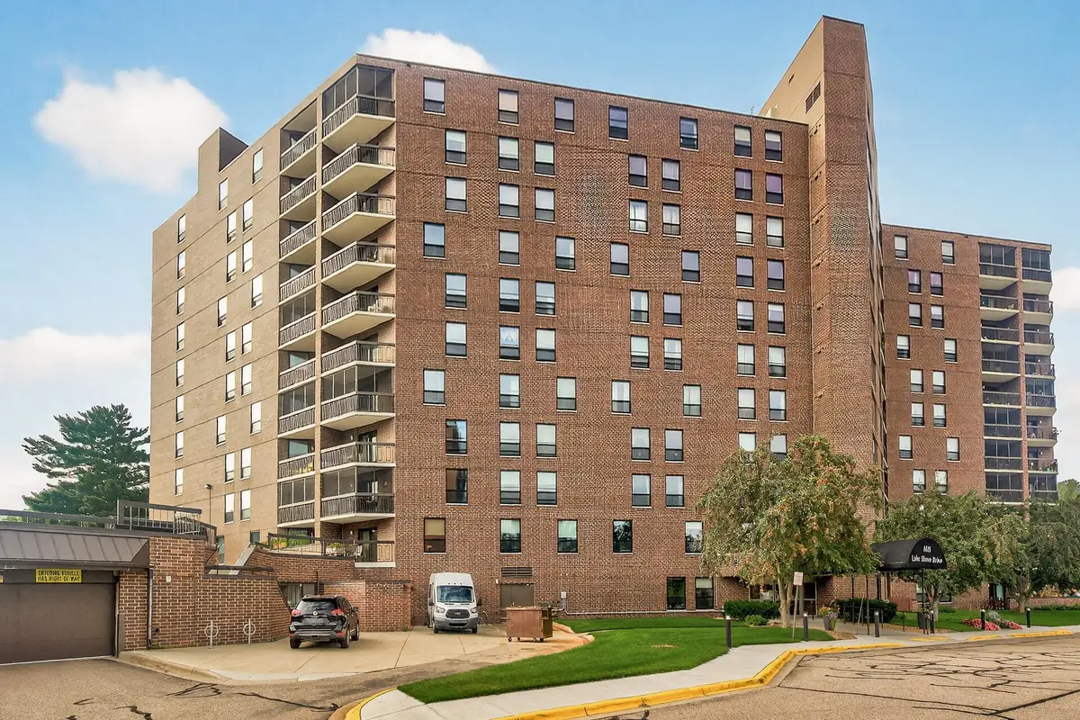 6615 Lake Shore Drive S #302, Richfield, MN 55423 - Image #1