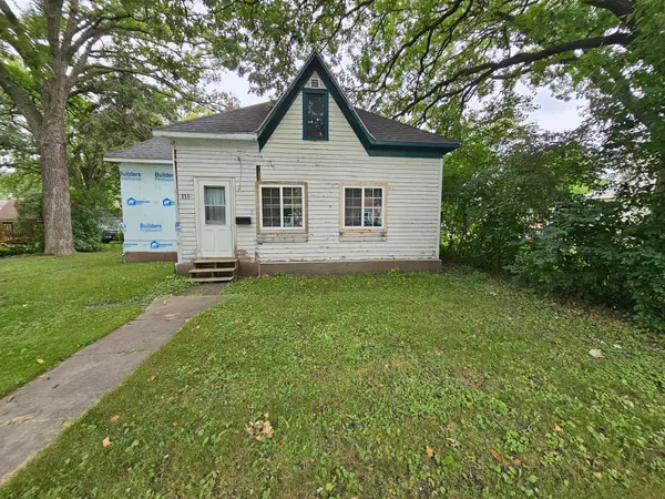 111 Markley Avenue S, Thief River Falls, MN 56701