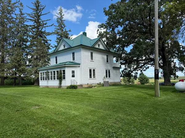 18256 State Hwy 43, Mabel, MN 55954