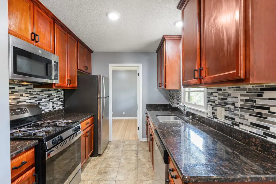 6602 36th Avenue N, Minneapolis, MN 55427 - Image #3