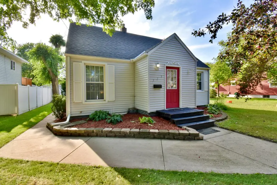 329 27th Avenue N, Saint Cloud, MN 56303 - Image #2