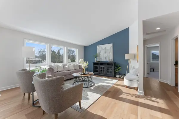 7142 22nd Avenue E, Shakopee, MN 55379