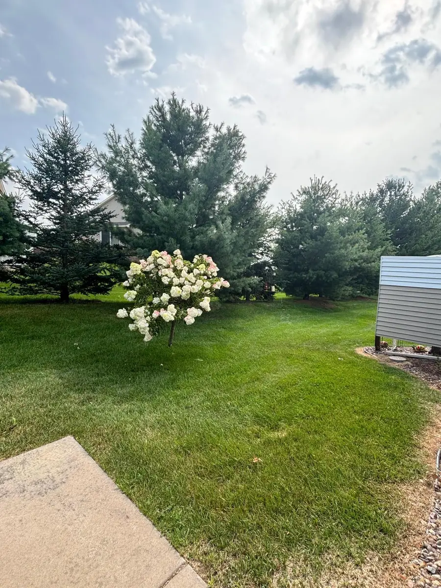 572 Williamsburg Place, New Richmond, WI 54017 - Image #2
