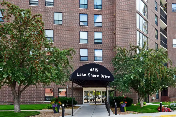 6615 Lake Shore Drive S #603, Minneapolis, MN 55423