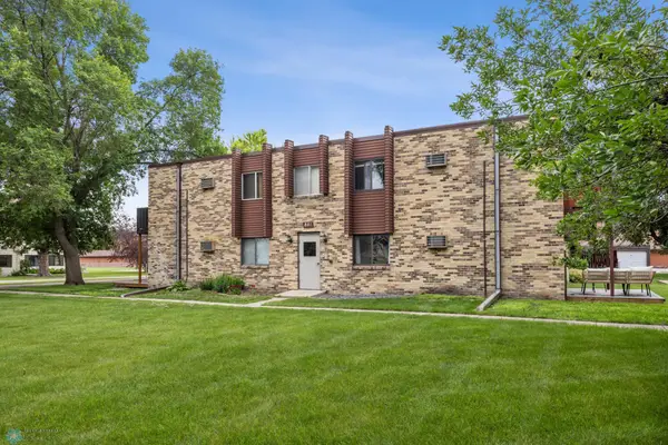 801 32nd Avenue N #A102, Fargo, ND 58102