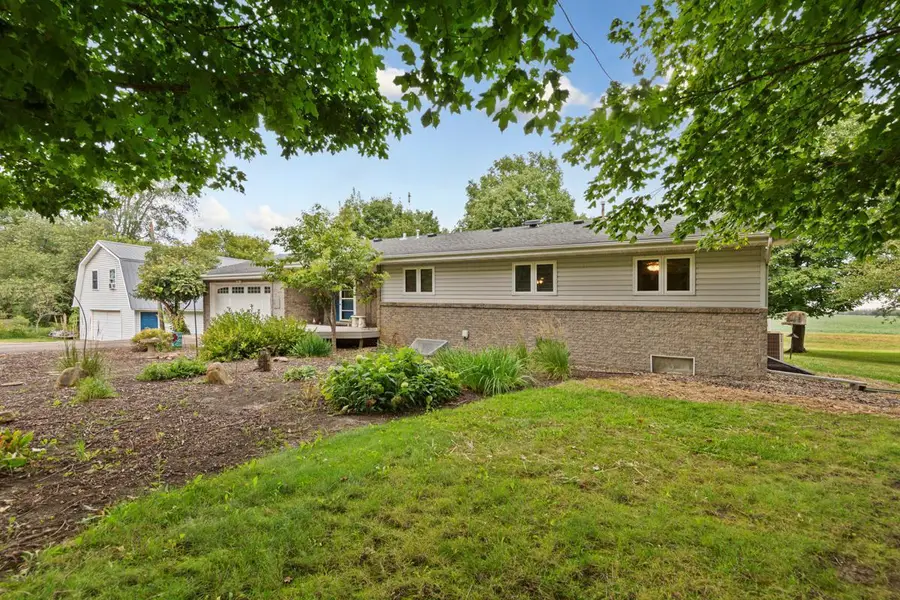 58560 Kirkwood Road, Mankato, MN 56001 - Image #2