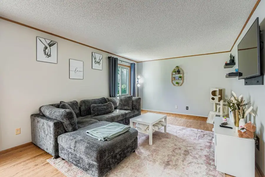 138 Ruth Street N #9, Saint Paul, MN 55119 - #3