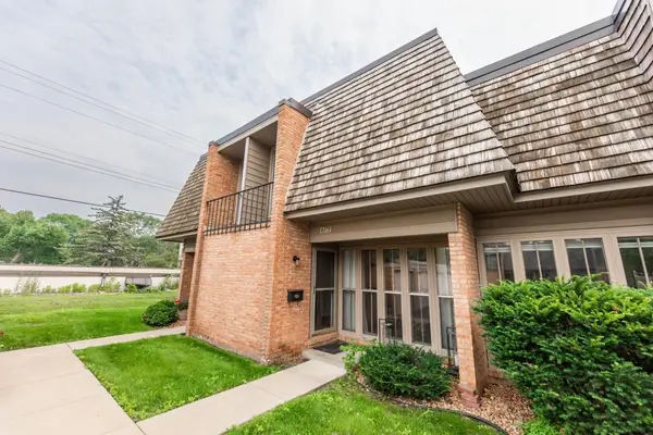 6371 Barrie Road, Minneapolis, MN 55435