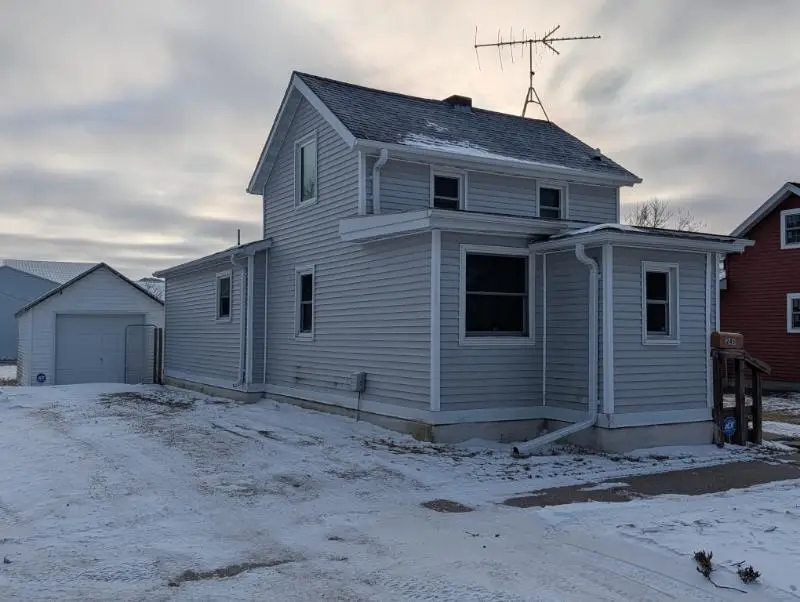 245 3rd Avenue Se, Wells, MN 56097 - #1