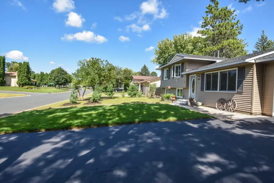 3958 Riverton Avenue, Eagan, MN 55122 - Image #3