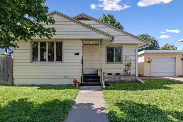 511 W King Street, Winona, MN 55987