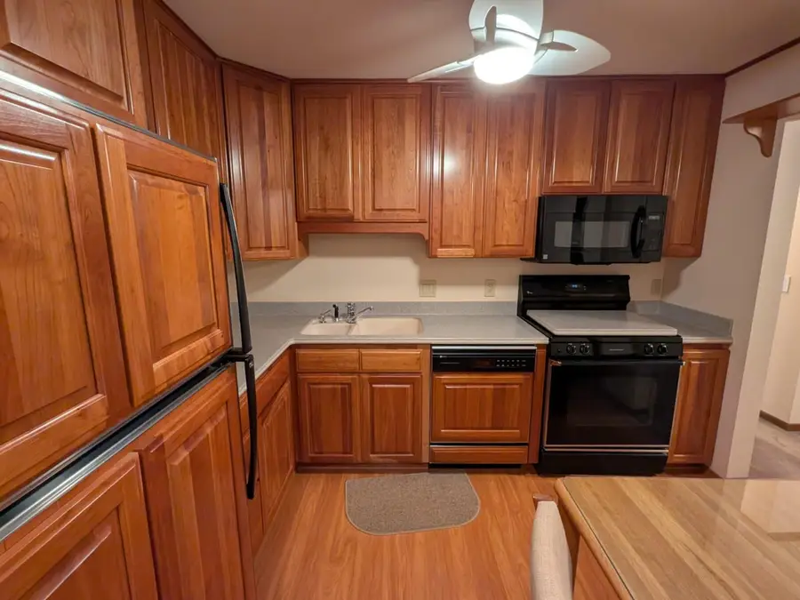 11160 Anderson Lakes Parkway #319, Eden Prairie, MN 55344 - Image #2