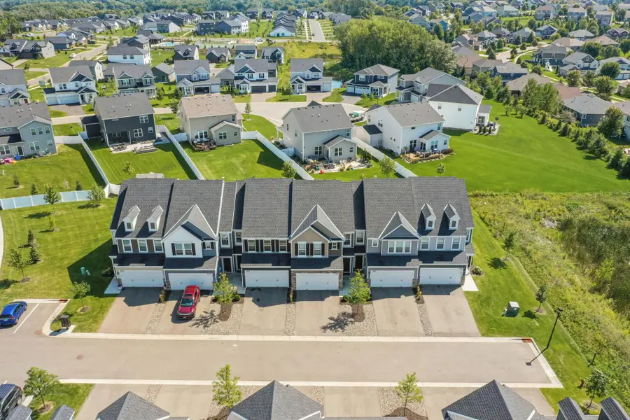 11279 Crestbury Drive, Woodbury, MN 55129 - Image #2