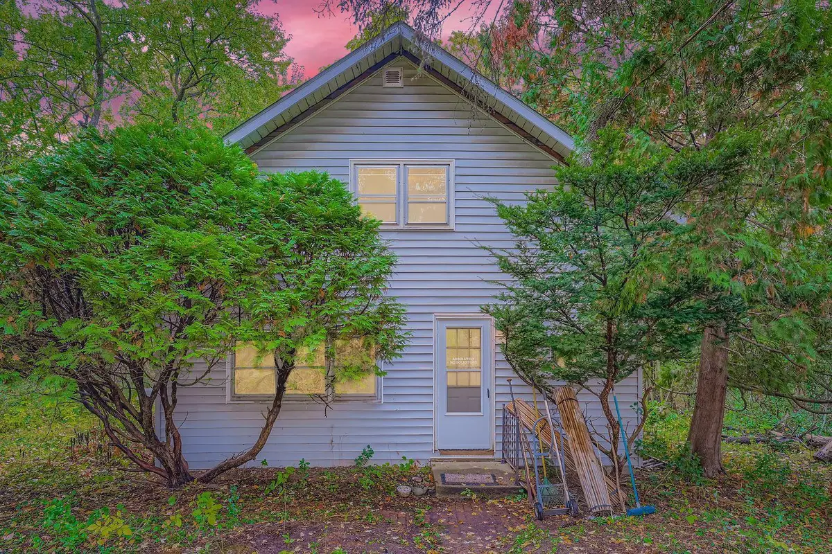 5146 Woodhill Road, Minnetonka, MN 55345 - Image #1