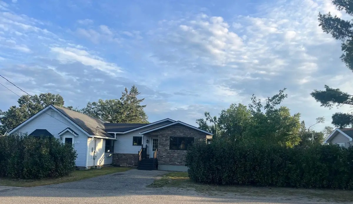 711 20th Street Nw, Bemidji, MN 56601 - Image #1