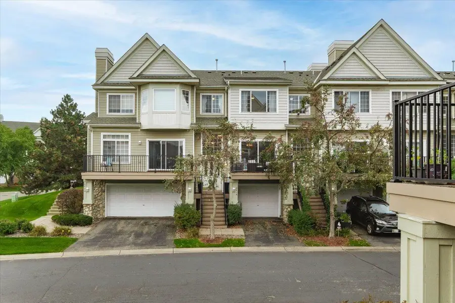 2418 Eagle Trace Lane, Woodbury, MN 55129 - Image #2