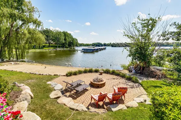 3586 Crystal Bay Lane Nw, Prior Lake, MN 55372