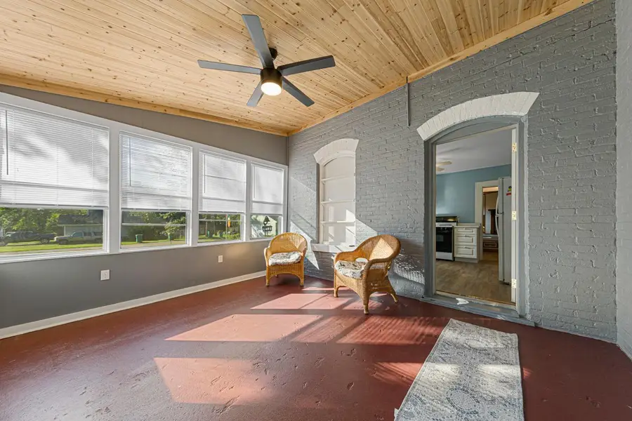 219 Davis Street, Le Sueur, MN 56058 - #3