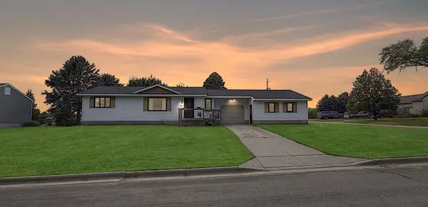 421 9th Avenue, Madison, MN 56256