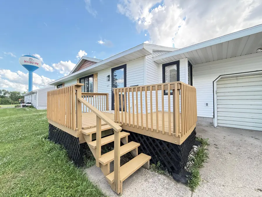 421 9th Avenue, Madison, MN 56256 - #2