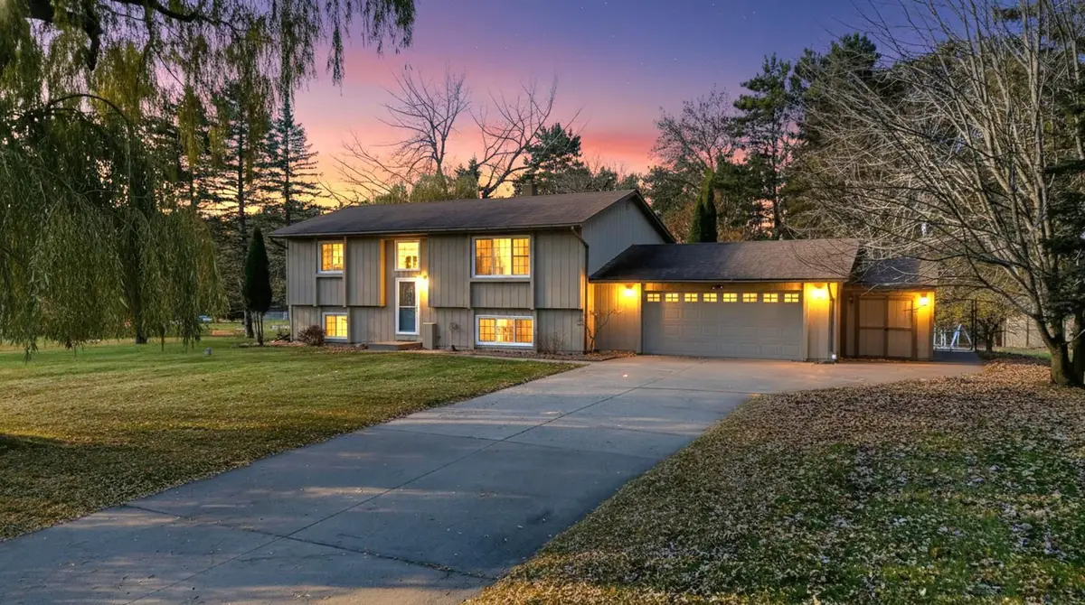 2835 Laurel Street S, Cambridge, MN 55008 - #1