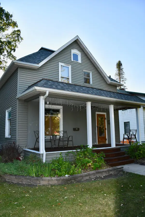 719 Horace Avenue N, Thief River Falls, MN 56701