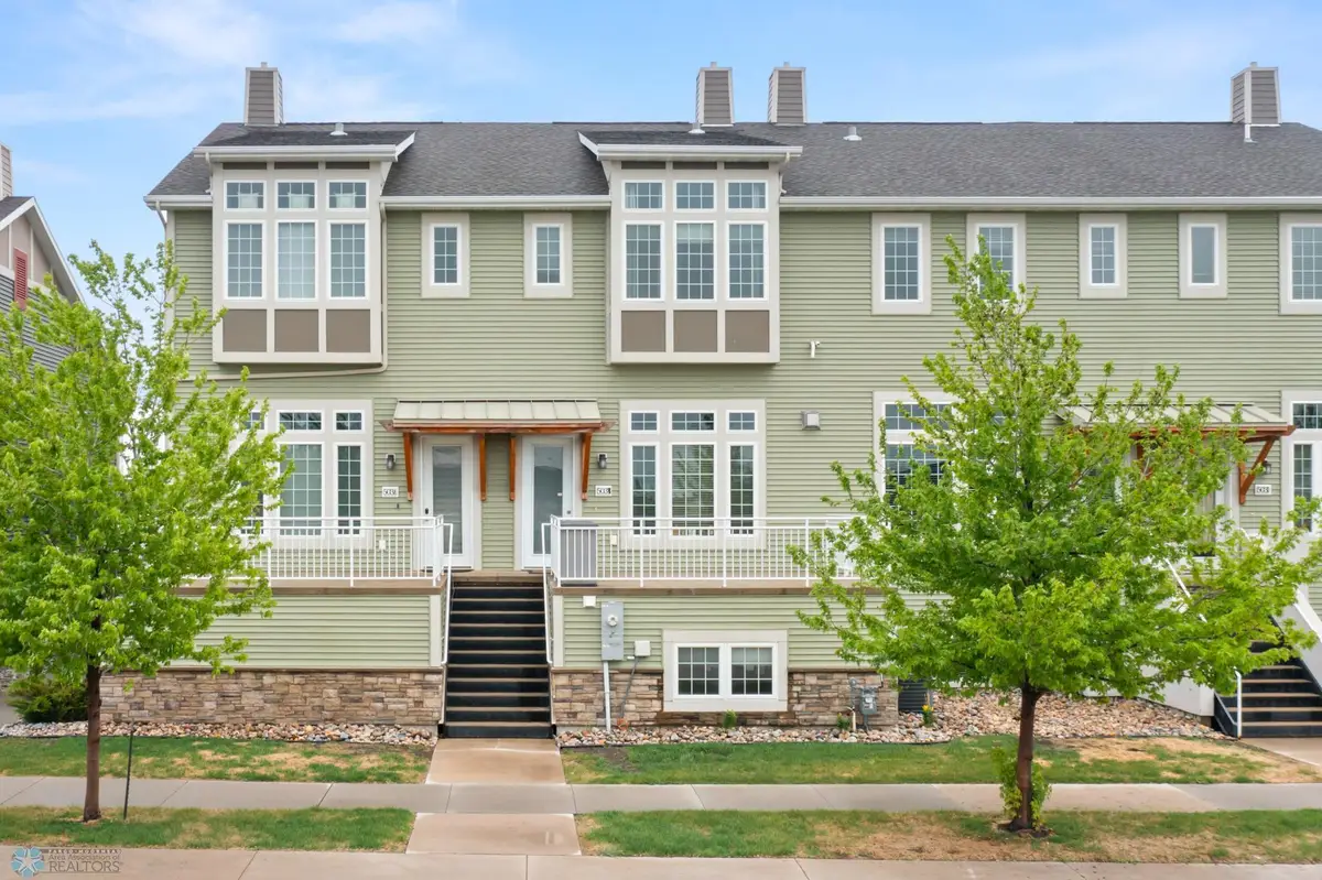 503 33rd Way E #B, West Fargo, ND 58078 - Image #1