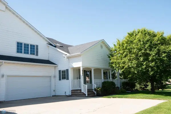 6205 16th Street S, Fargo, ND 58104