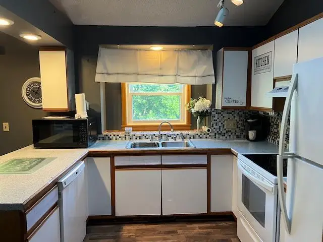 1433 Glenridge Drive, Prescott, WI 54021 - Image #1