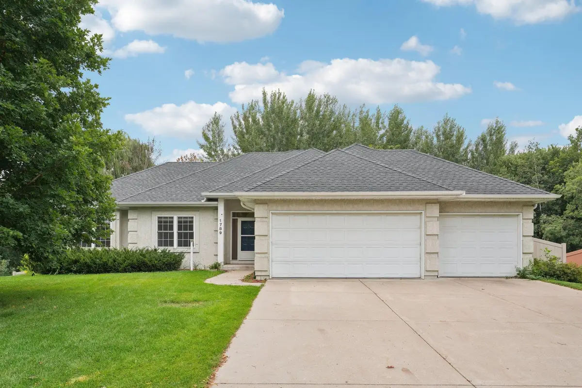 1789 Windsor Drive S, Shakopee, MN 55379 - Image #1