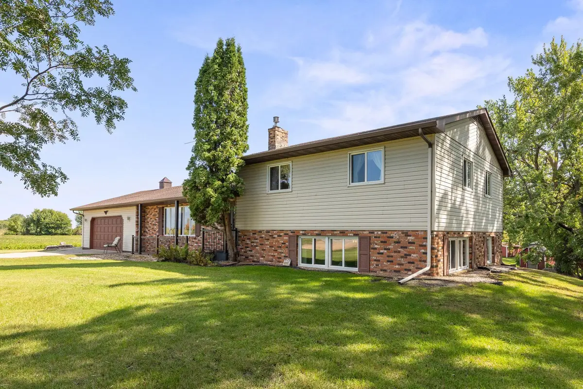 21575 York Road, Hutchinson, MN 55350 - #1