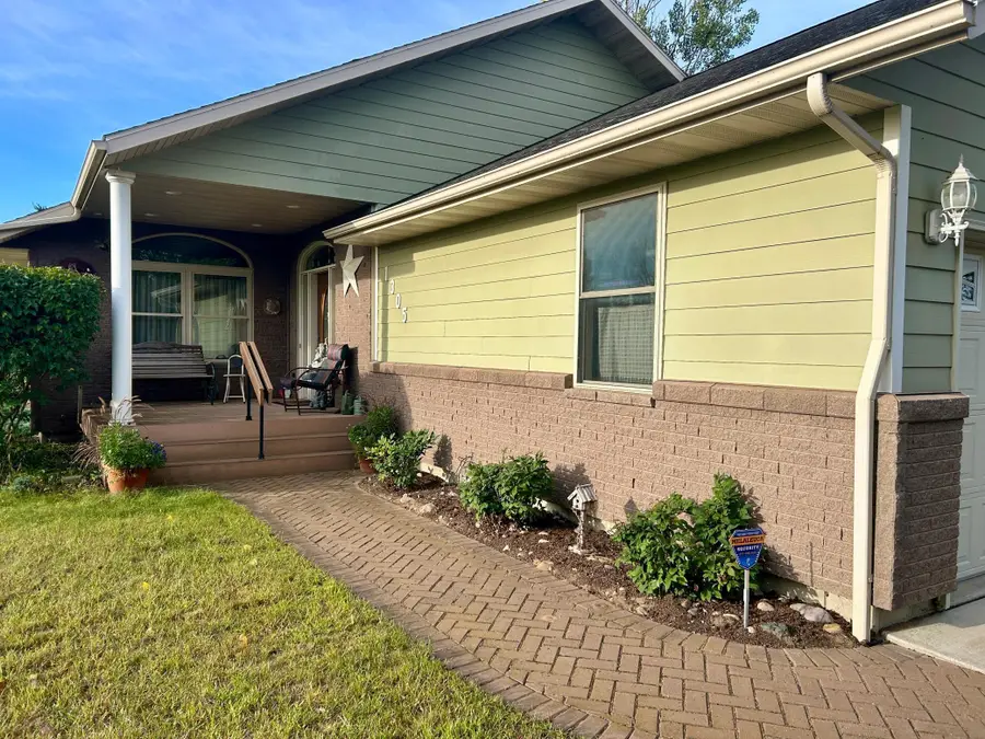 1305 Madison Avenue Sw, Wadena, MN 56482 - Image #2