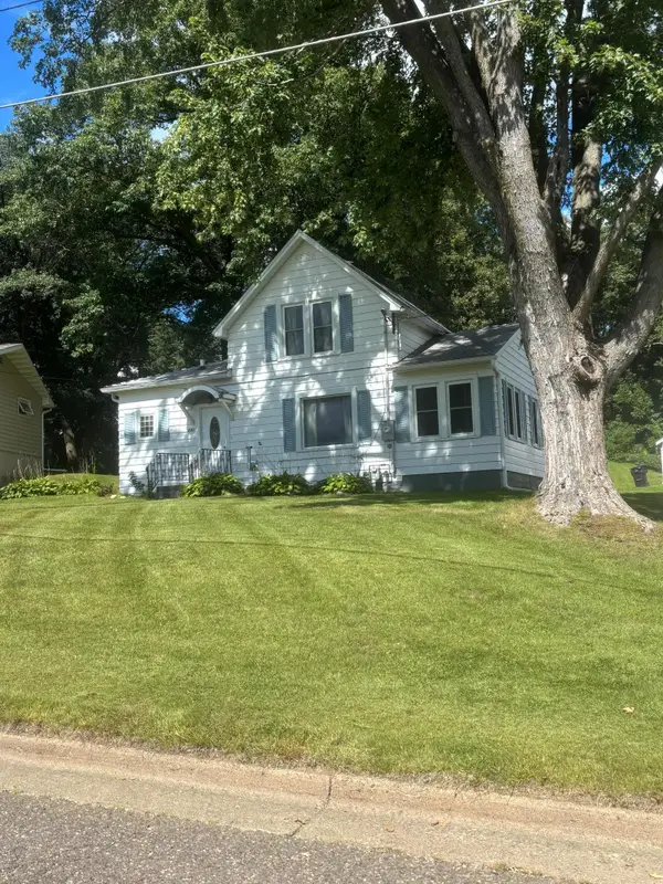 230 Arlington Drive, Amery, WI 54001