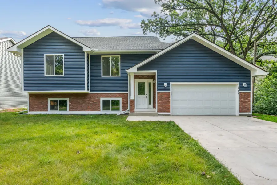 1880 Desoto Street N, Maplewood, MN 55117 - Image #2