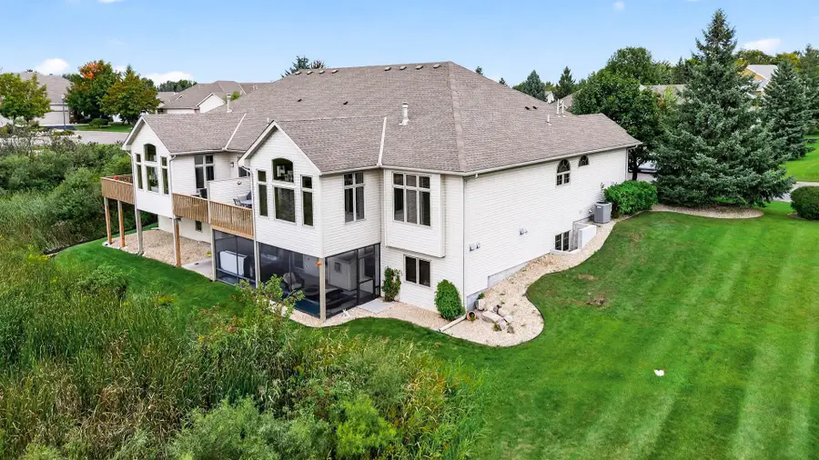 11001 Preserve Circle N, Champlin, MN 55316 - Image #2