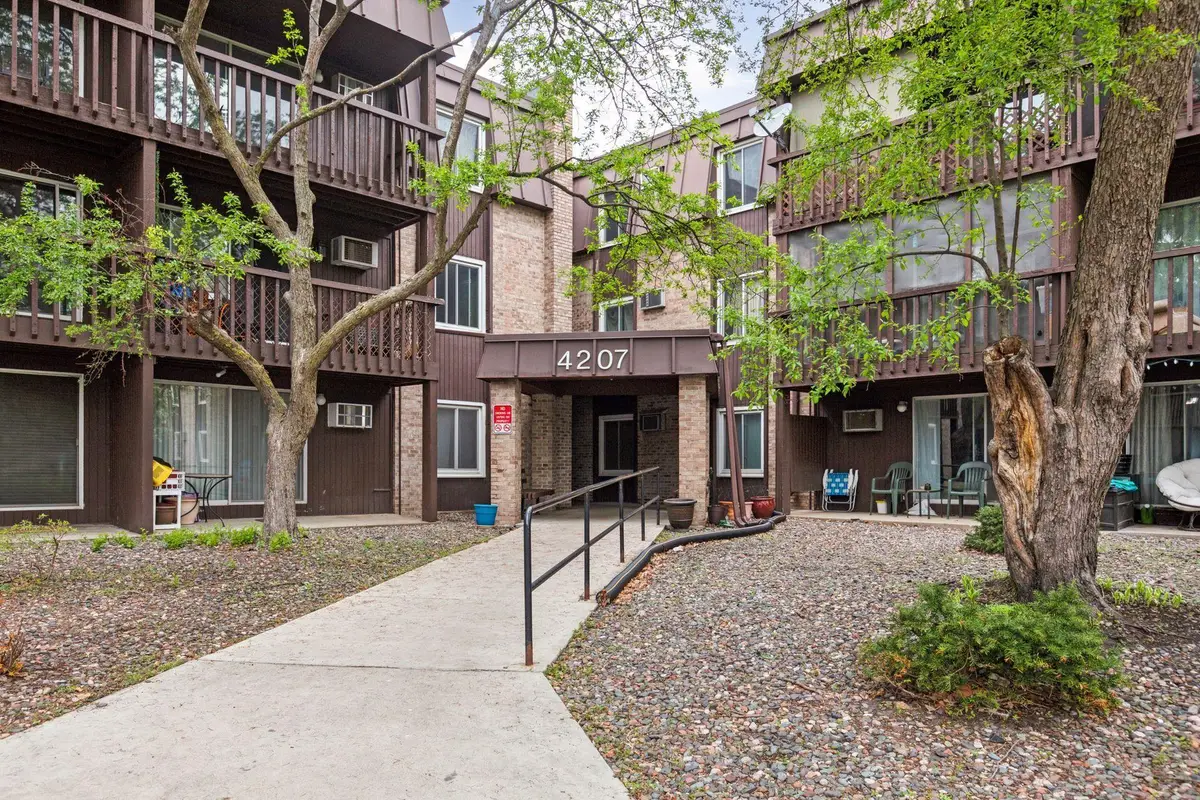 4207 Lakeside Avenue N #134, Minneapolis, MN 55429 - Image #1
