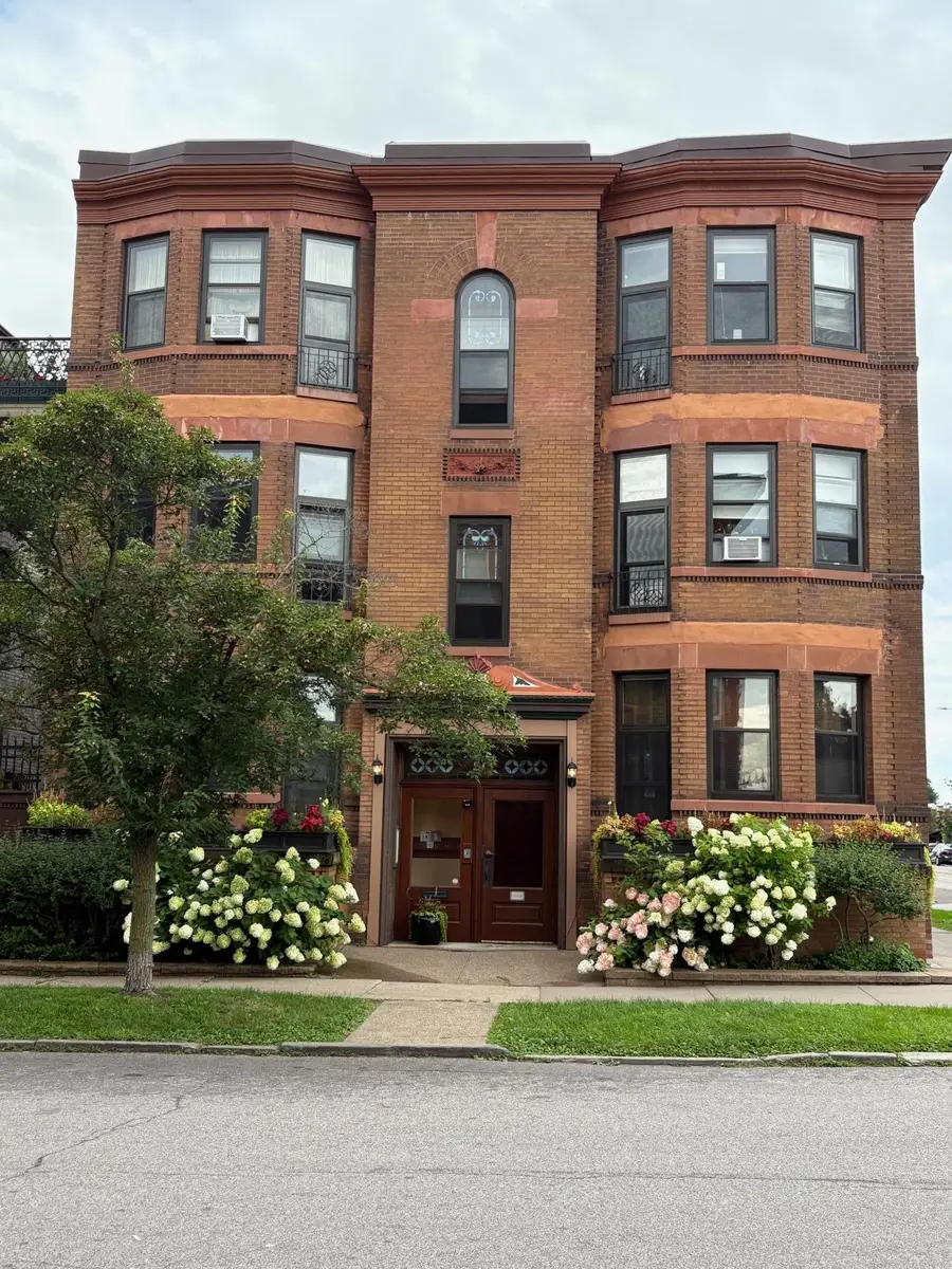 51 Avon Street S #24, Saint Paul, MN 55105 - Image #2