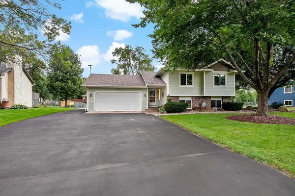 6285 161st Street W, Rosemount, MN 55068