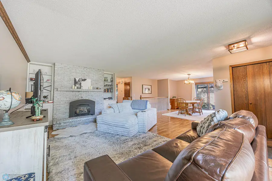 204 Oxbow Circle, Oxbow, ND 58047 - Image #2