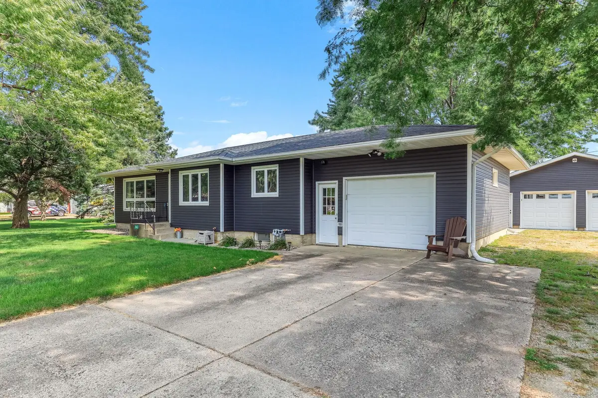 2463 Austin Road, Owatonna, MN 55060 - #1